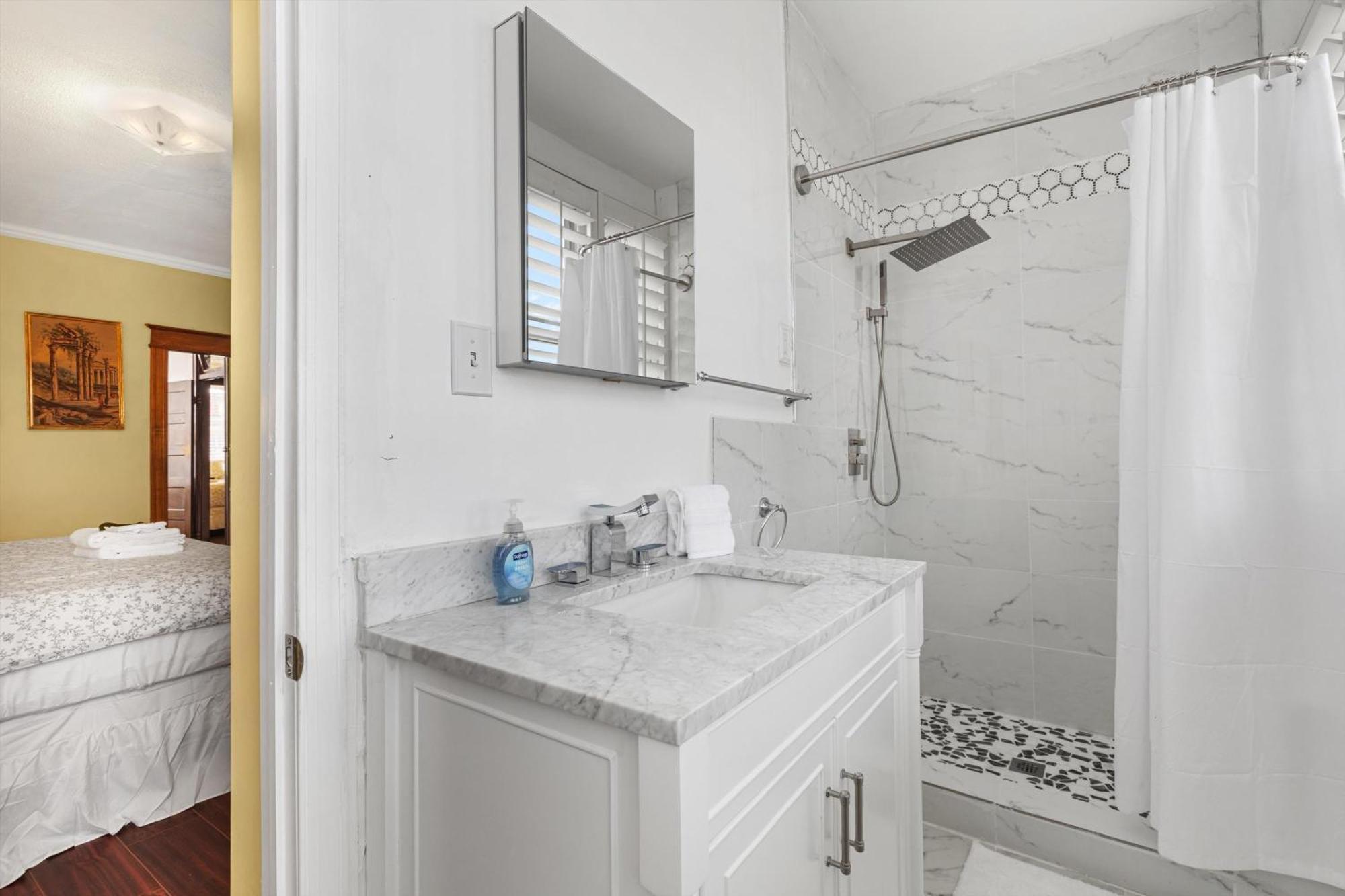 Family & Group Trips To Dc - 4-Br Close To Metro Washington Exterior photo